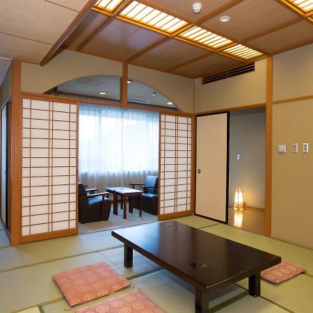 Ikaho Grand Hotel Shibukawa ภายนอก รูปภาพ