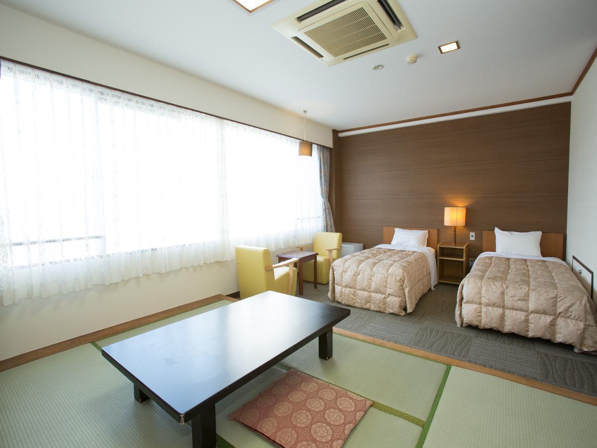 Ikaho Grand Hotel Shibukawa ภายนอก รูปภาพ